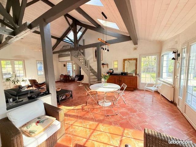 Maison 5 pièces 165 m²