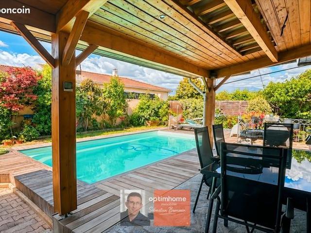 Maison 5 pièces 165 m²