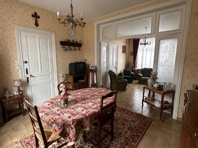 Maison 5 pièces 166 m²