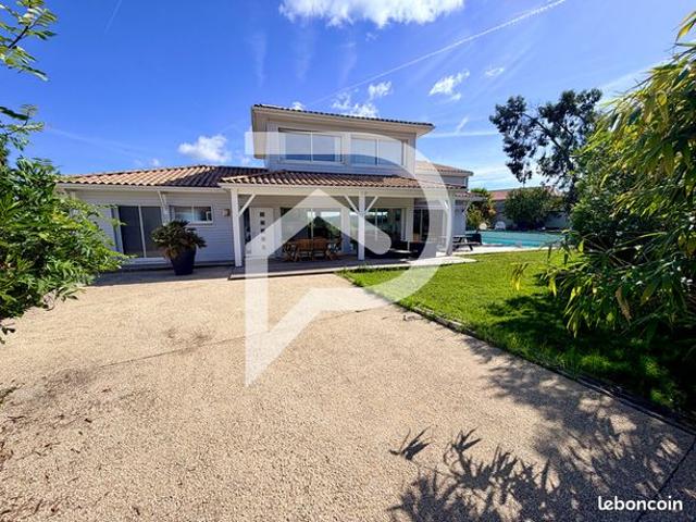 Maison 5 pièces 166 m²