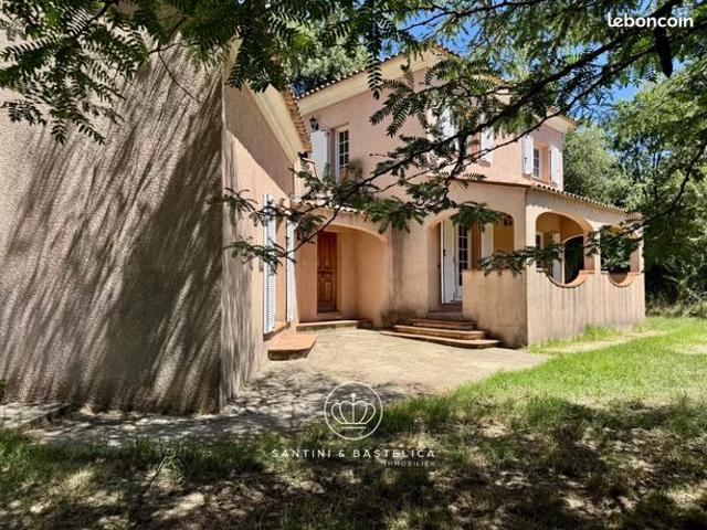 Maison 5 pièces 166 m²