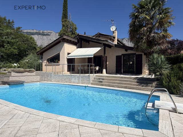 Maison 5 pièces 166 m²