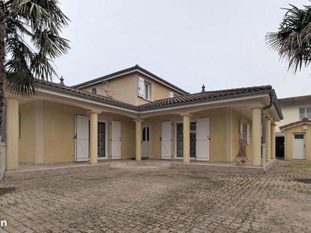 Maison 5 pièces 166 m²