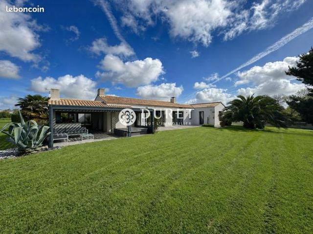 Maison 5 pièces 166 m²