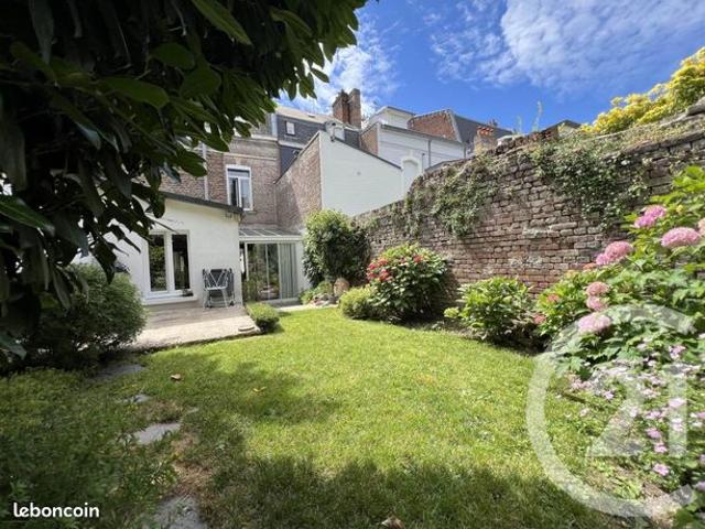 Maison 5 pièces 166 m²