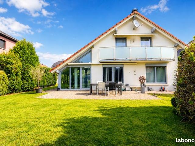 Maison 5 pièces 166 m²