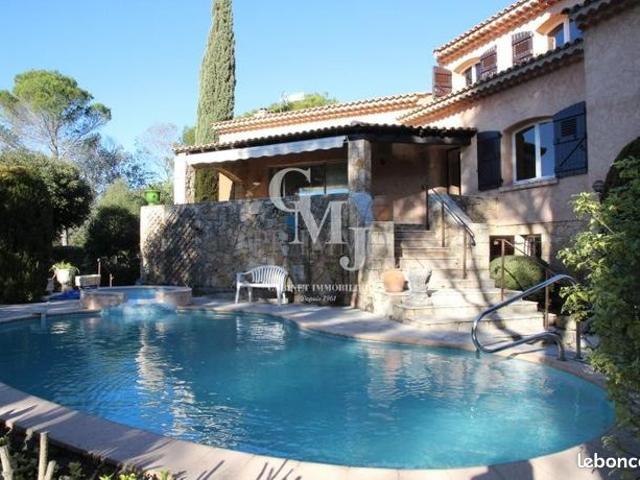 Maison 5 pièces 166 m²