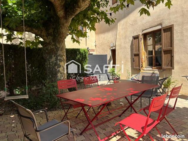 Maison 5 pièces 166 m²