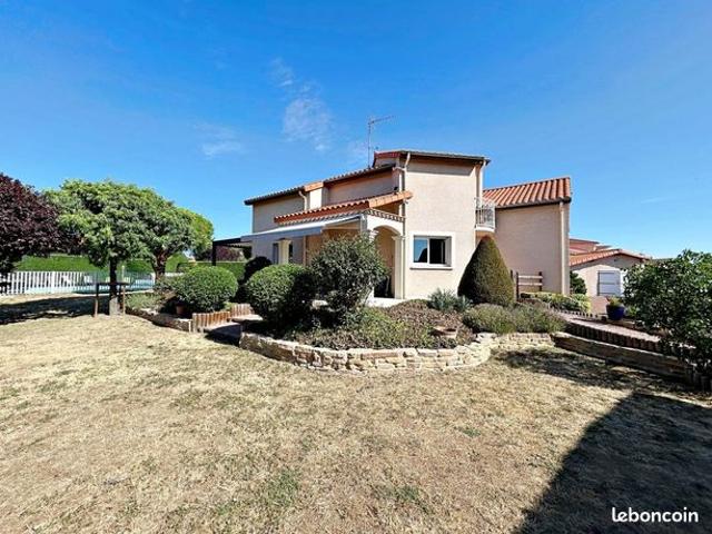 Maison 5 pièces 166 m²
