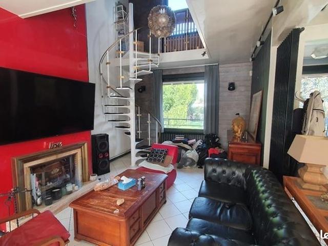 Maison 5 pièces 166 m²