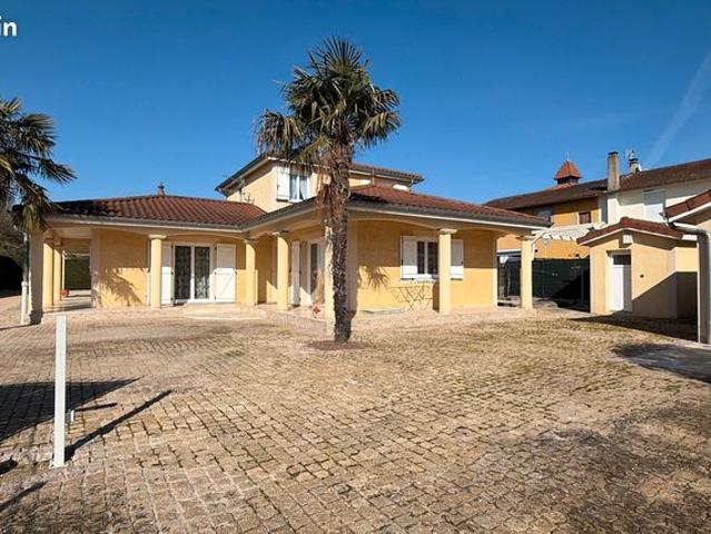 Maison 5 pièces 166 m²