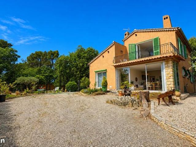 Maison 5 pièces 166 m²