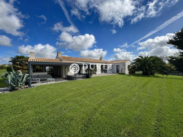 Maison 5 pièces 166 m²