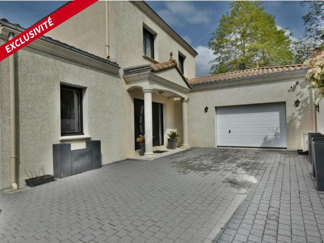 Maison 5 pièces 167 m²