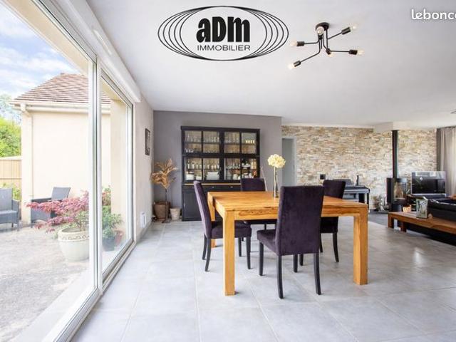 Maison 5 pièces 167 m²