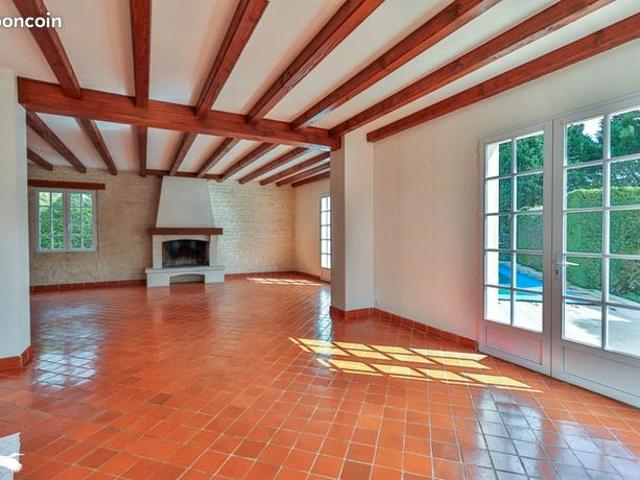 Maison 5 pièces 167 m²