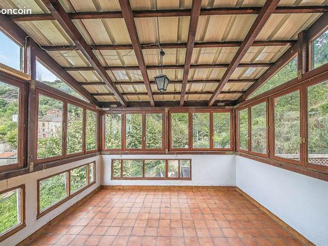 Maison 5 pièces 167 m²