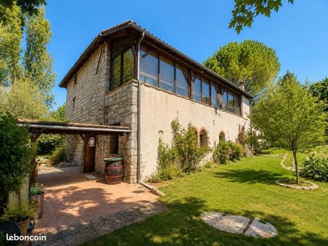 Maison 5 pièces 167 m²