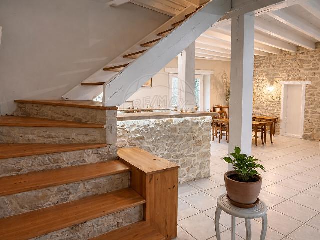 Maison 5 pièces 167 m²