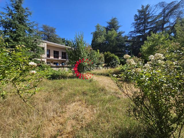 Maison 5 pièces 167 m²