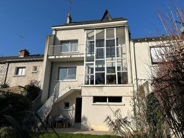 Maison 5 pièces 167 m²