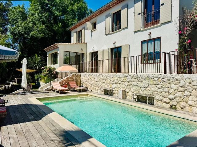 Maison 5 pièces 167 m²