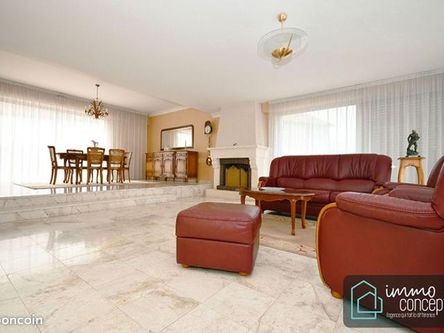 Maison 5 pièces 167 m²