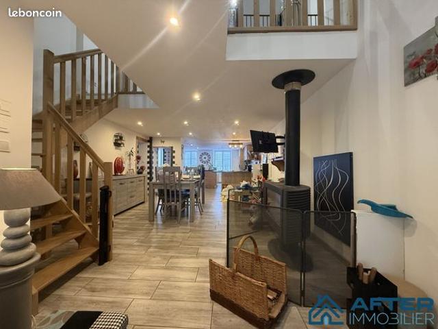 Maison 5 pièces 168 m²