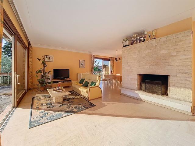 Maison 5 pièces 168 m²