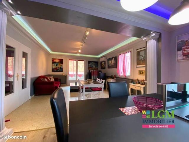 Maison 5 pièces 168 m²