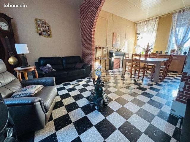 Maison 5 pièces 168 m²