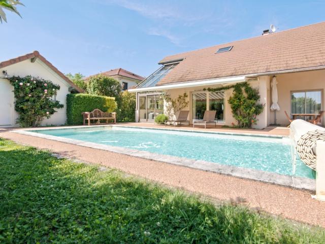 Maison 5 pièces 168 m²