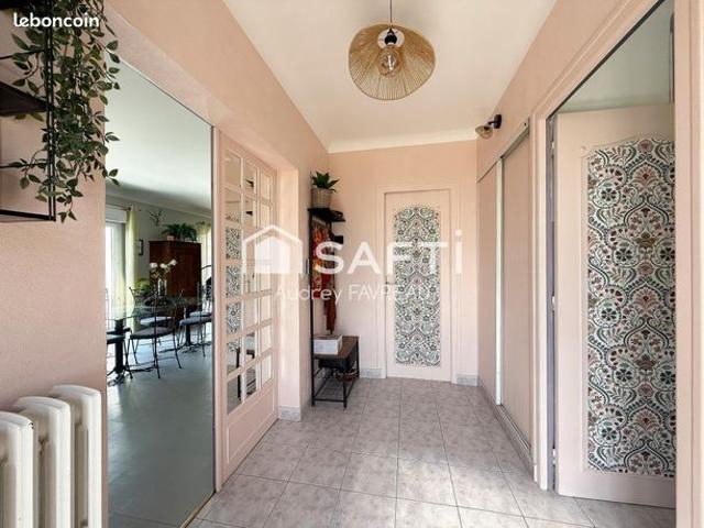 Maison 5 pièces 168 m²