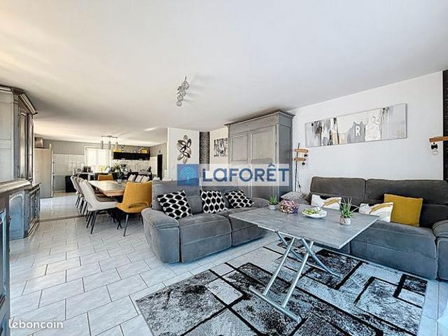 Maison 5 pièces 168 m²
