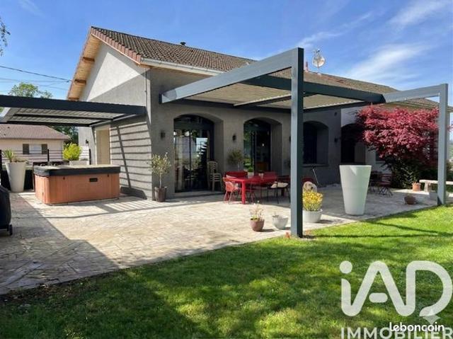 Maison 5 pièces 168 m²
