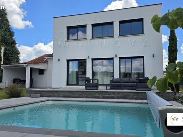 Maison 5 pièces 168 m²