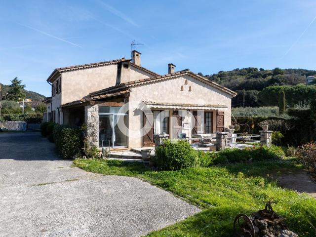 Maison 5 pièces 168 m²