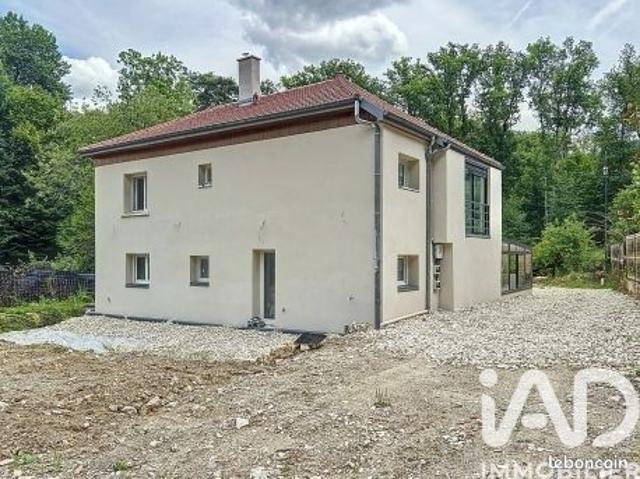 Maison 5 pièces 168 m²