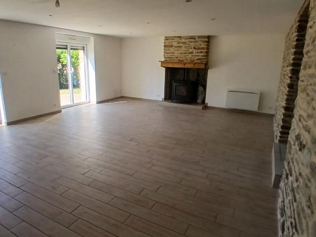 Maison 5 pièces, 168 m² à louer à Bain de Bretagne 35470