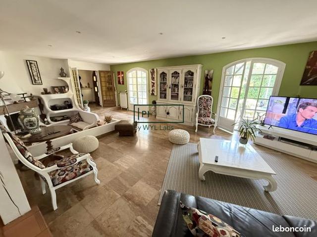 Maison 5 pièces 169 m²