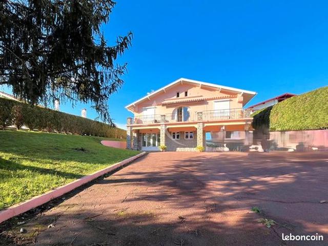 Maison 5 pièces 169 m²
