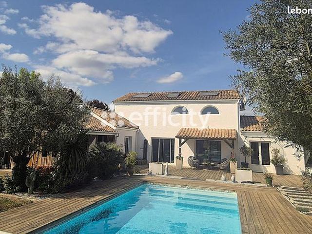 Maison 5 pièces 169 m²