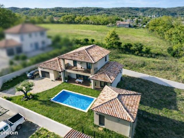 Maison 5 pièces 169 m²