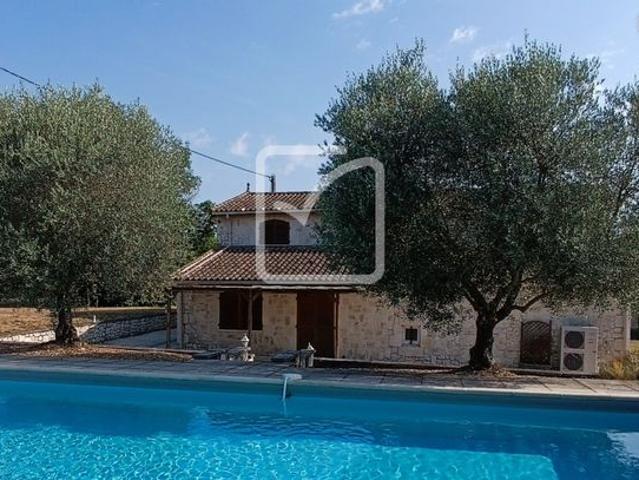 Maison 5 pièces 169 m²