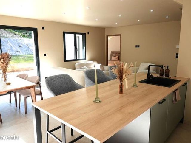 Maison 5 pièces 169 m²