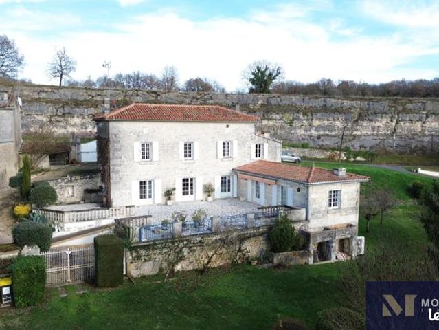 Maison 5 pièces 160 m²