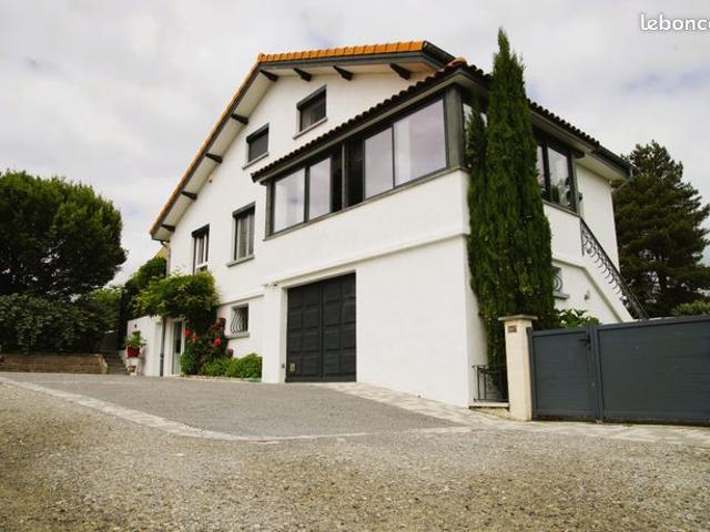 Maison 5 pièces 160 m²