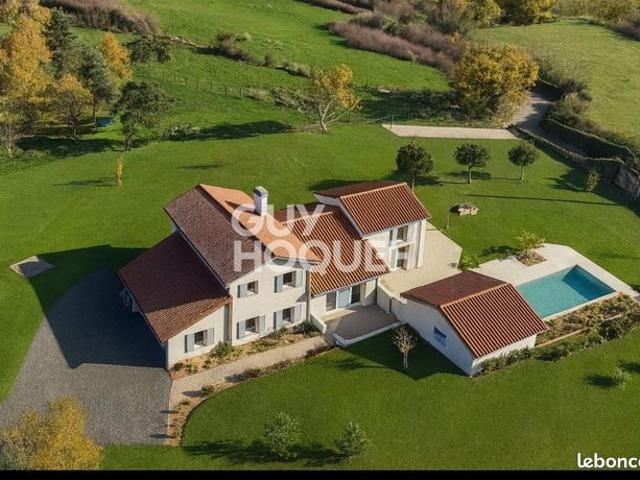 Maison 5 pièces 160 m²