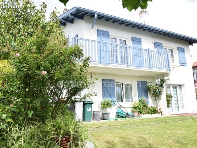 Maison 5 pièces 160 m²