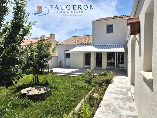 Maison 5 pièces 160 m²